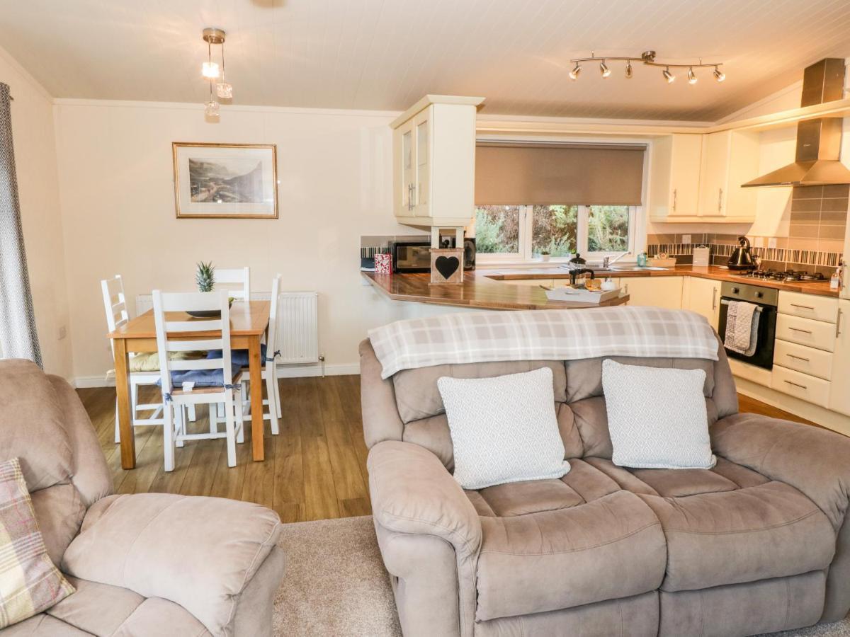 The Wee Lodge Glendevon エクステリア 写真