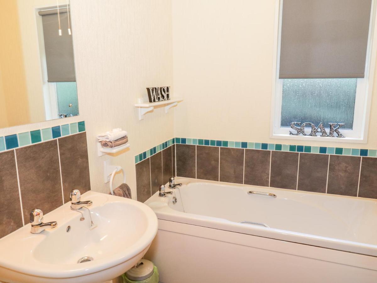 The Wee Lodge Glendevon エクステリア 写真